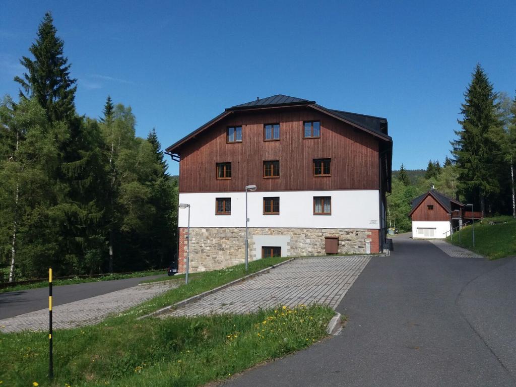 Apartman Spicak Sruby Exterior foto